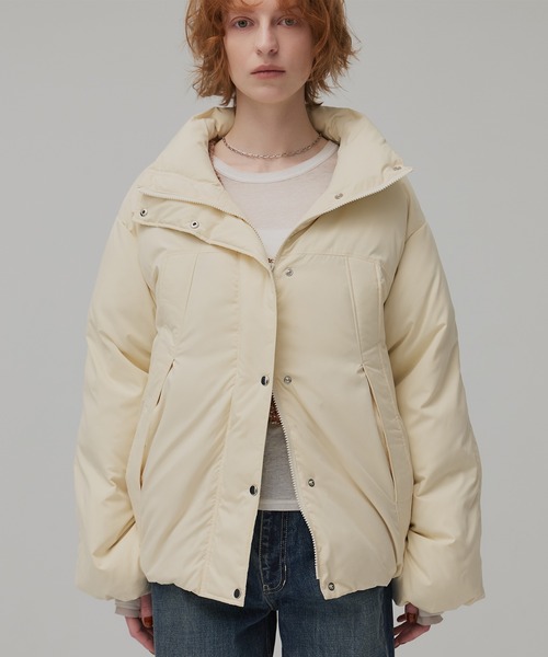 PUBLIC TOKYO（パブリックトウキョウ）の「【残りわずか】スタンドモンスターダウンコート（ダウンジャケット/コート・レディース・ブラック/ホワイト・1/2）」の10枚目の写真