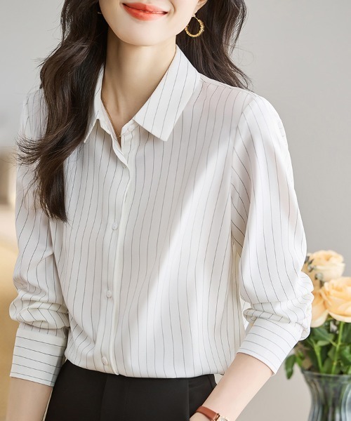 ONEP STAR(ワンピスター)の「ストライプ柄シャツブラウス(シャツ/ブラウス・レディース・ブラック/ホワイト・LARGE/MEDIUM/X-LARGE)」の11枚目の写真
