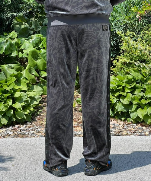 Rivvia PROJECTS(リヴィアプロジェクツ)の「【Rivvia PROJECTS】VV TRUCKER PANTS(その他パンツ・メンズ・ブラック/ブルー・LARGE/MEDIUM/X-LARGE)」の4枚目の写真