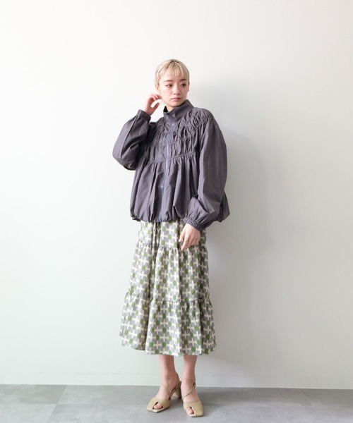 DOLLUPOOPS(ドールアップウップス)の「Gathered Balloon Blouson(ギャザーバルーンブルゾン)(ブルゾン・レディース・ブラック/グレー・FREE)」の5枚目の写真