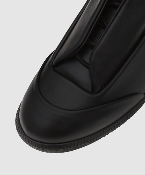 Maison Margiela（メゾンマルジェラ）の「SNEAKERS（スニーカー・メンズ・その他2/その他1・43/42.5/42）」の7枚目の写真