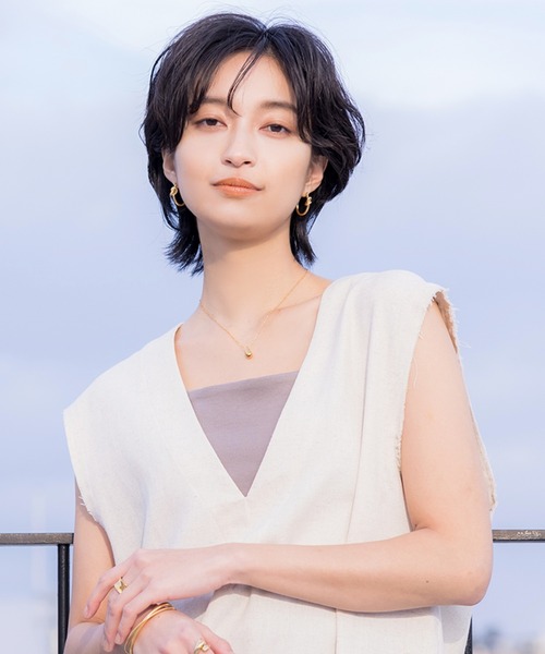 Cream dot.（クリームドット）の「【サージカルステンレス】ノットデザインがノーブルなステンレス製フープピアス（ピアス（両耳用）・レディース・シルバー/ピンクゴールド/ゴールド・ONE SIZE）」の14枚目の写真