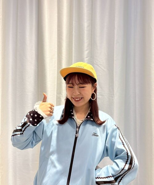 HELLO.SANFRANCISCO（ハローサンフランシスコ）の「【momoコラボ】【HELLO.SANFRANCISCO/ハローサンフランシスコ】配色トラックジャケット（ブルゾン・レディース・サックスブルー/イエロー/ブラウン・ONE SIZE）」の12枚目の写真