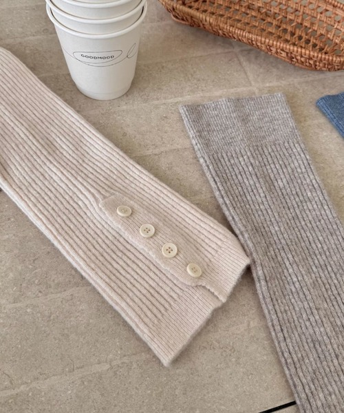 Vipoa（ヴィポア）の「ルーズボタンスリットレッグウォーマー（レッグウォーマー・レディース・アイボリー/ブラウン/オートミール/ブルー/グレー/ブラック・FREE）」の20枚目の写真