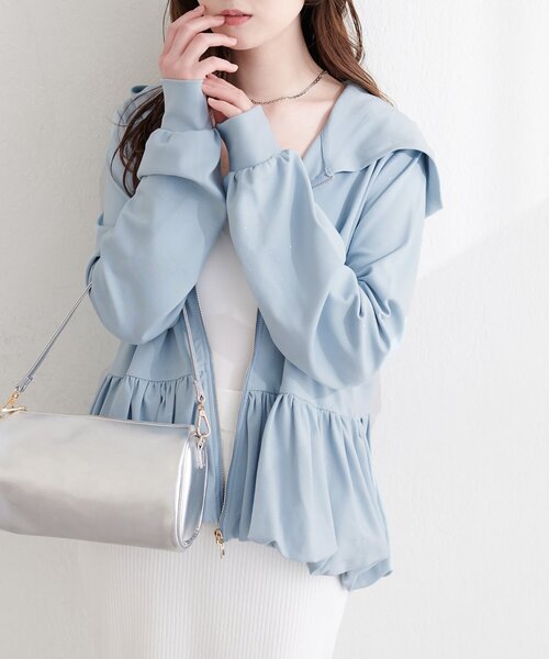 natural couture（ナチュラルクチュール）の「ペプラムラメパーカー（パーカー・レディース・ブラック/オフホワイト/サックスブルー/ネイビー・FREE）」の4枚目の写真