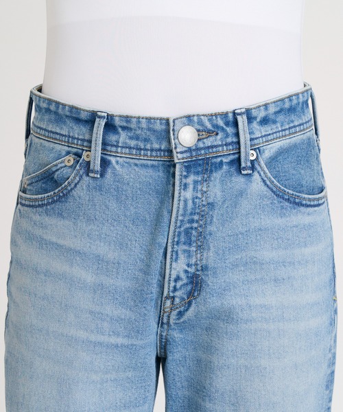 YANUK（ヤヌーク）の「フレア"CLAIRE"（デニムパンツ・レディース・サックスブルー・21inch/22inch/23inch/24inch/25inch/26inch/27inch）」の8枚目の写真