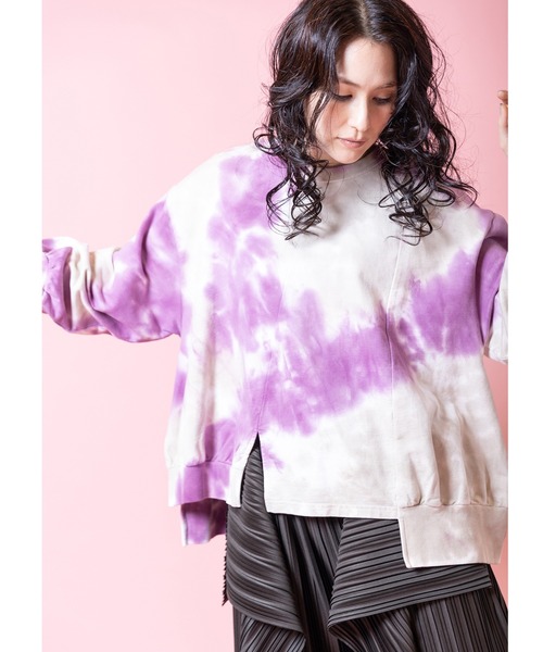 OSMOSIS(オズモーシス)の「タイダイアシンメトリープルオーバー(Tシャツ/カットソー・レディース・オレンジ/ライトパープル/チャコール/ベージュ・ONE SIZE)」の3枚目の写真