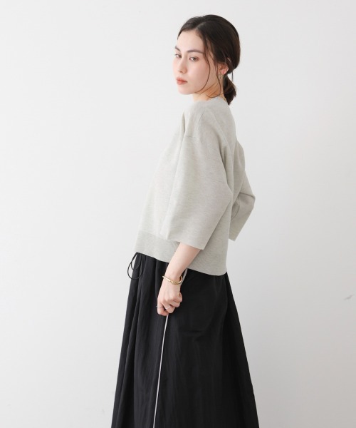 Bou Jeloud（ブージュルード）の「ラメ混総針ニットＴシャツ（Tシャツ/カットソー・レディース・ネイビー/グリーン/ライトグレー・FREE）」の5枚目の写真