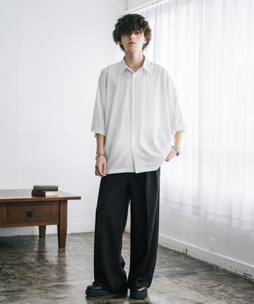 Rocky Monroe(ロッキーモンロー)の「接触冷感 とろみビッグシルエットドルマン半袖シャツ(シャツ/ブラウス・メンズ・ブルー/ブラック/ホワイト/バーガンディー/ブルーグリーン/チャコール・M/L/XL)」の9枚目の写真