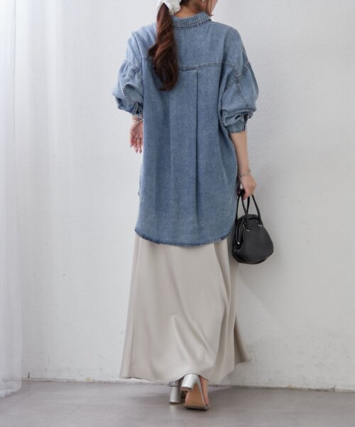 Remind me and forever（リマインドミーアンドフォーエバー）の「【接触冷感/大人のカジュアルコーデに】テンセルデニム2WAYシャツ（シャツ/ブラウス・レディース・ケミカルウォッシュ/スミクロ・FREE）」の13枚目の写真