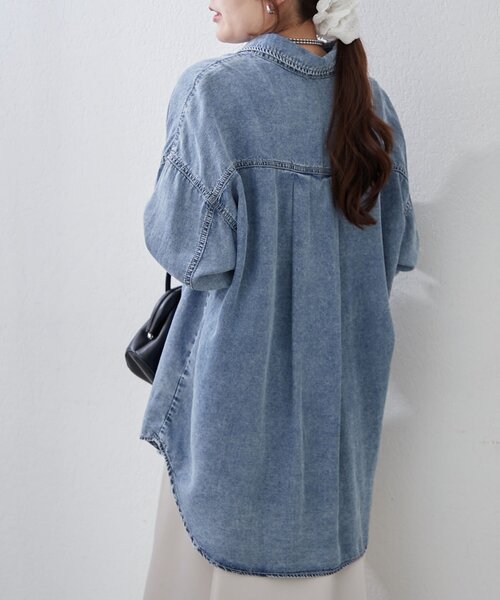 Remind me and forever（リマインドミーアンドフォーエバー）の「【接触冷感/大人のカジュアルコーデに】テンセルデニム2WAYシャツ（シャツ/ブラウス・レディース・ケミカルウォッシュ/スミクロ・FREE）」の12枚目の写真