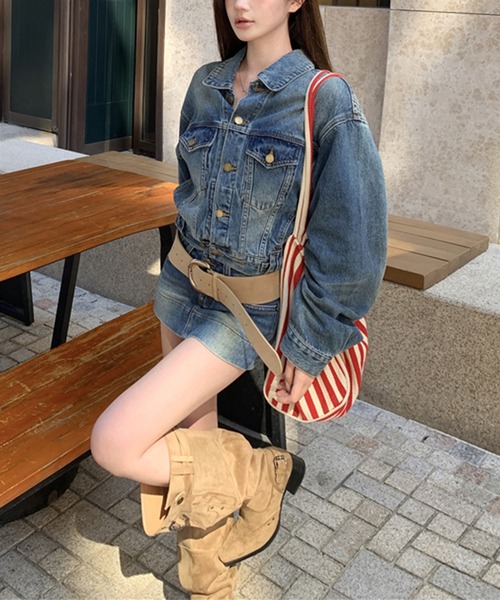 Songe(ソンジュ)の「2点セットクロップド丈デニムジャケット&デニムスカパン(セットアップ・レディース・ブルー・S/M/L)」の3枚目の写真