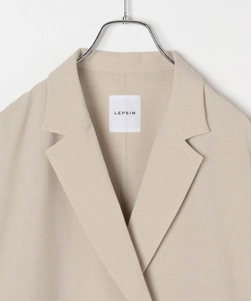 LEPSIM（レプシィム）の「《リネンライクドライシリーズ》ルーズ切り替え5分袖Wジャケット　639027（テーラードジャケット・レディース・ブラック/ライトベージュ/テラコッタ/カーキブラウン・FREE）」の6枚目の写真