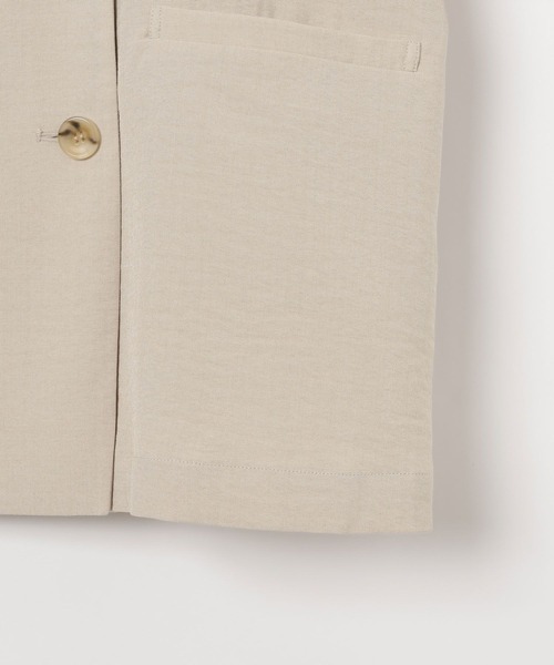 LEPSIM（レプシィム）の「《リネンライクドライシリーズ》ルーズ切り替え5分袖Wジャケット　639027（テーラードジャケット・レディース・ブラック/ライトベージュ/テラコッタ/カーキブラウン・FREE）」の8枚目の写真