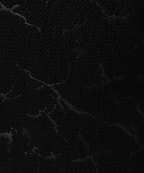 NICOLE CLUB FOR MEN(ニコルクラブフォーメン)の「エンボスクラック柄5分袖ジップパーカー(パーカー・メンズ・ホワイト系2/ホワイト系1/ブラック系2/ブラック系1・X-LARGE/LARGE/MEDIUM)」の21枚目の写真