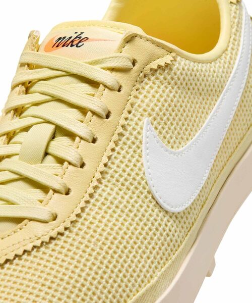 NIKE（ナイキ）の「ナイキ アストログラバー テキスタイル ウィメンズシューズ / Nike Astrograbber Textile Women's Shoes II1248-700 Soft Yellow（スニーカー・レディース・イエロー系その他2・23/23.5/24/24.5/25/22/22.5/25.5/26）」の3枚目の写真