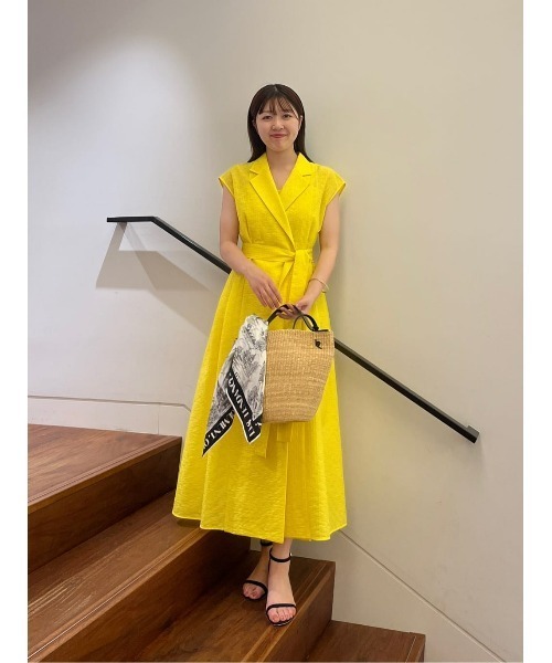 LOULOU WILLOUGHBY（ルルウィルビー）の「◇【LOULOU WILLOUGHBY】シアージャガードテーラーワンピース（ワンピース・レディース・イエロー/ブラック/ホワイト・2/1）」の4枚目の写真