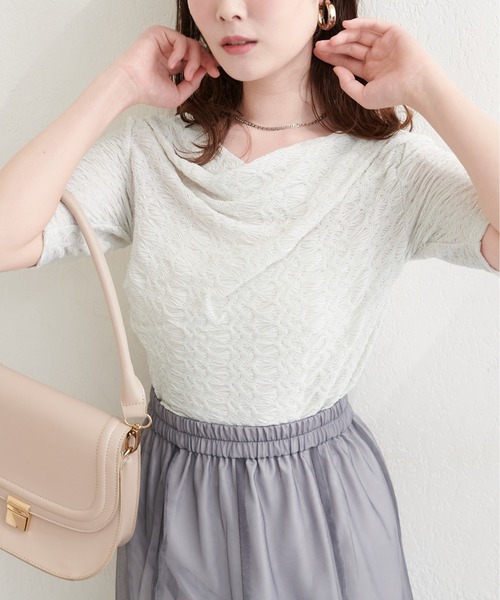 natural couture(ナチュラルクチュール)の「ジャガードカットドレープTOPS(Tシャツ/カットソー・レディース・ブラウン/ピンク/オフホワイト/ブラック・FREE)」の6枚目の写真