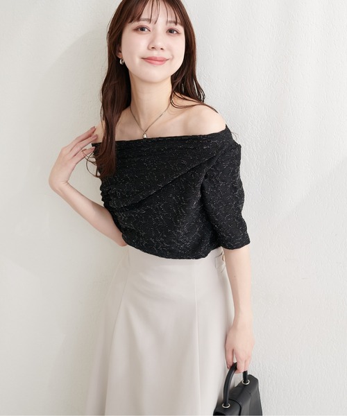 natural couture(ナチュラルクチュール)の「ジャガードカットドレープTOPS(Tシャツ/カットソー・レディース・ブラウン/ピンク/オフホワイト/ブラック・FREE)」の12枚目の写真