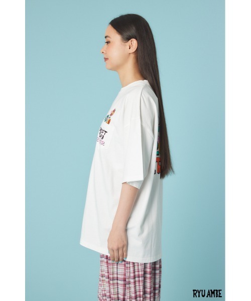 RODEO CROWNS WIDE BOWL(ロデオクラウンズワイドボウル)の「(ryu ambe)Roddy Tシャツ(Tシャツ/カットソー・レディース・オフホワイト/ブラック・LARGE/MEDIUM)」の12枚目の写真