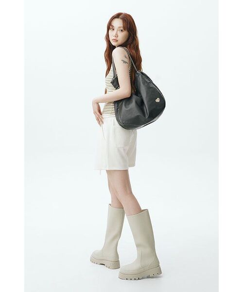 NSWE(ヌシェ)の「VLOCKER ロングレインブーツ7cm-NSW101 (4カラー)(レインシューズ・レディース・ブラウン/クリーム/カーキ/ブラック・6/6.5/7.5/8.5)」の16枚目の写真