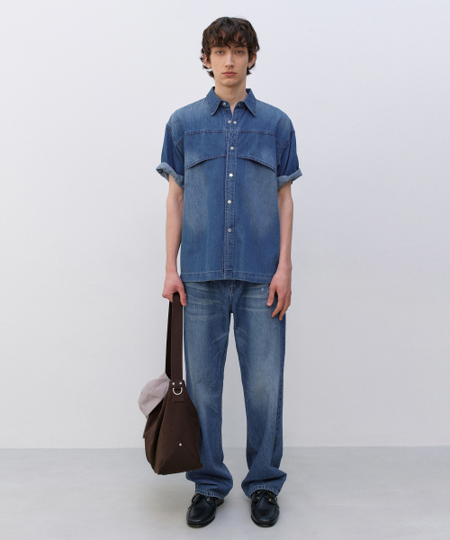 INSILENCE(インサイロンス)の「フラッシュハーフデニムシャツ WASHED BLUE(シャツ/ブラウス・レディース・その他・LARGE/MEDIUM/SMALL)」の2枚目の写真