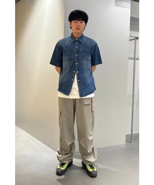 INSILENCE(インサイロンス)の「フラッシュハーフデニムシャツ WASHED BLUE(シャツ/ブラウス・レディース・その他・LARGE/MEDIUM/SMALL)」の15枚目の写真
