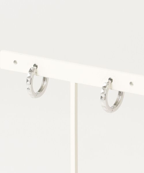 tunee(チュニー)の「【446621】カッティングリングミニフープピアス/ペア(RZ)(ピアス(両耳用)・レディース・ゴールド/シルバー・M/S/L)」の9枚目の写真
