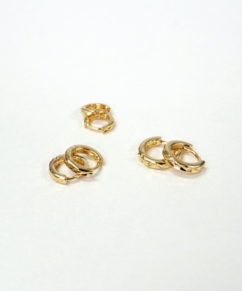 tunee(チュニー)の「【446621】カッティングリングミニフープピアス/ペア(RZ)(ピアス(両耳用)・レディース・ゴールド/シルバー・M/S/L)」の3枚目の写真
