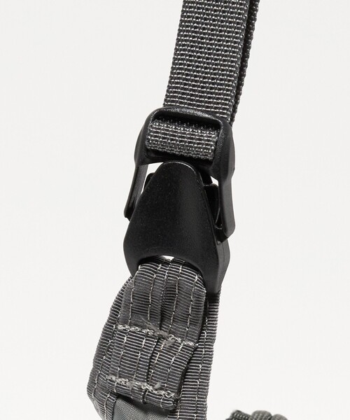 BRIEFING(ブリーフィング)の「【別注】<BRIEFING>リップストップ サコッシュ TALL(ショルダーバッグ・メンズ・グレー系/ブラック・FREE)」の11枚目の写真