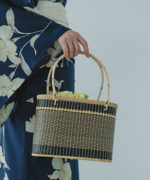 SENSE OF PLACE by URBAN RESEARCH(センスオブプレイスバイアーバンリサーチ)の「ラウンドバンブーカゴバッグ(かごバッグ・レディース・レッド/グリーン/ネイビー・ONE)」の1枚目の写真