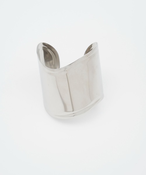 SOEMIN(ソミン)の「Bone bangle/ワイドバングル(バングル/リストバンド・レディース・シルバー・FREE)」の6枚目の写真