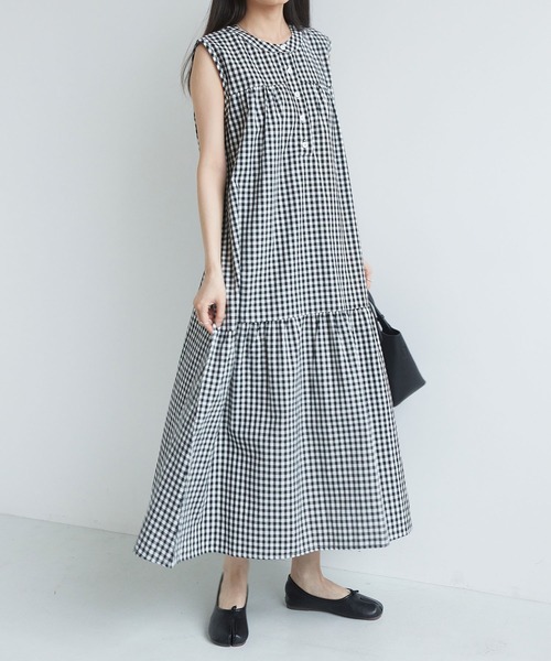 MAISON DE THERESE（メゾン ド テレーズ）の「ノースリーブ　切り替えギャザー　ギンガムチェックロングワンピース（ワンピース・レディース・Black・FREE）」の6枚目の写真