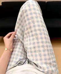 柔らかくてかわいいキャラクターのストレートホームパンツ