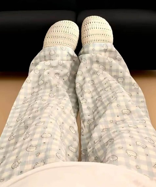 AsheKsha(アシクシャ)の「柔らかくてかわいいキャラクターのストレートホームパンツ(その他パンツ・レディース・ブルー/ブラウン/ベージュ・F)」の5枚目の写真