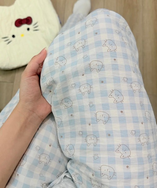AsheKsha(アシクシャ)の「柔らかくてかわいいキャラクターのストレートホームパンツ(その他パンツ・レディース・ブルー/ブラウン/ベージュ・F)」の9枚目の写真