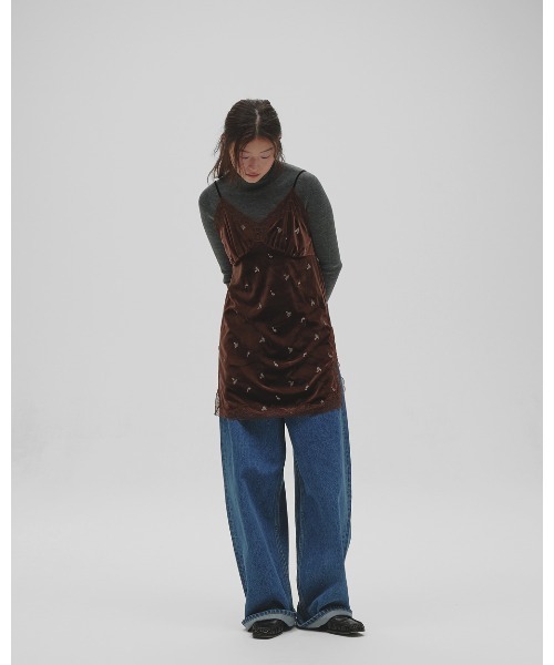 TODAYFUL（トゥデイフル）の「Petit Flower Velour Tunic（その他トップス・レディース・チョコ/ブラック・FREE）」の14枚目の写真