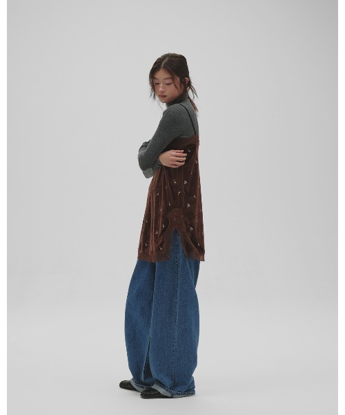 TODAYFUL（トゥデイフル）の「Petit Flower Velour Tunic（その他トップス・レディース・チョコ/ブラック・FREE）」の15枚目の写真