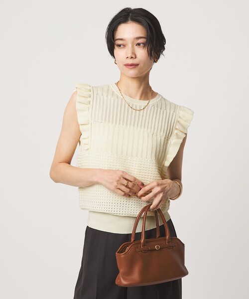 green label relaxing(グリーンレーベルリラクシング)の「フリル ノースリーブ ニット(ニット/セーター・レディース・ホワイト/ブラック・FREE)」の4枚目の写真