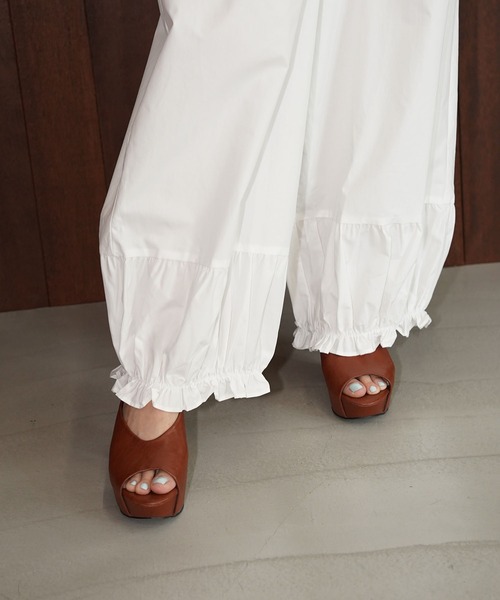 chuclla(チュクラ)の「バルーンギャザーワイドパンツ chw26s345(その他パンツ・レディース・ブラック/ホワイト・L/M)」の9枚目の写真