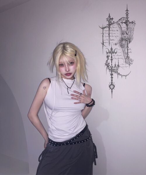 FLAREUP（フレアアップ）の「Braided Asymmetrical Sleeveless (FL-166_White)（Tシャツ/カットソー・レディース・ホワイト・OS）」の16枚目の写真