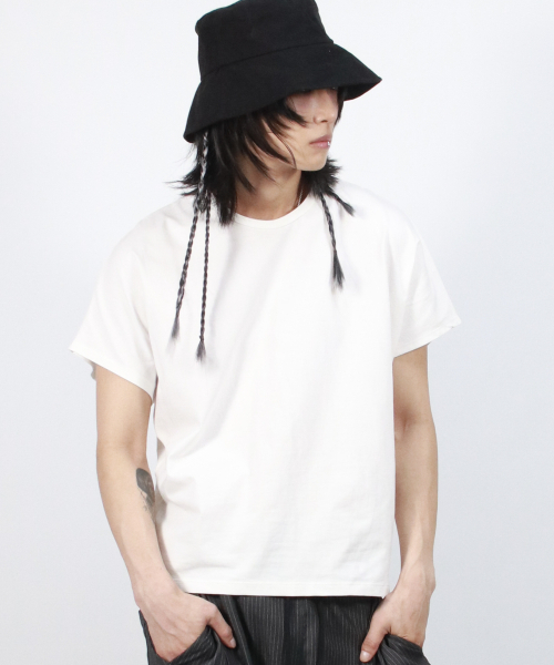 DEMARC(ドゥマーク)の「M Standard Fit Solid French T-Shirt White(Tシャツ/カットソー・メンズ・ホワイト・LARGE/MEDIUM)」の2枚目の写真