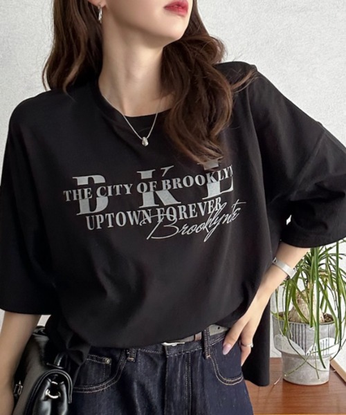 Eclat one(エクラワン)の「【Eclat one】コットン 天竺 カレッジロゴ プリント ワイドTシャツ(Tシャツ/カットソー・レディース・ブラック/オフホワイト・FREE)」の7枚目の写真