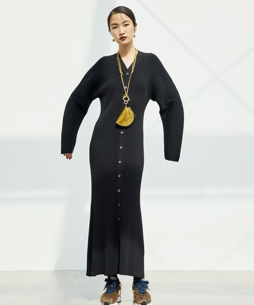 OMMO(オーエムエムオー)の「ACCORDION KNIT OP(ワンピース・レディース・レッド/オフホワイト/ブラック・36/38)」の1枚目の写真