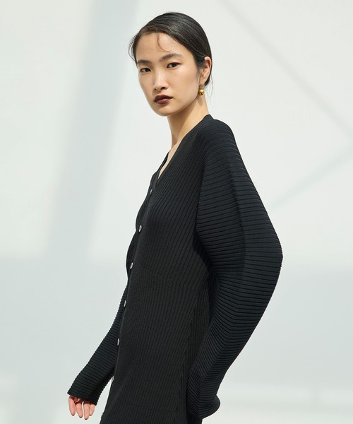 OMMO(オーエムエムオー)の「ACCORDION KNIT OP(ワンピース・レディース・レッド/オフホワイト/ブラック・36/38)」の18枚目の写真