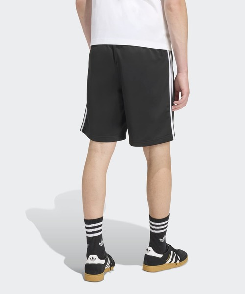 adidas(アディダス)の「ファイアーバード ショーツ / ハーフパンツ / アディダスオリジナルス adidas Originals(その他パンツ・メンズ・ブラック・XX-LARGE/3XL/LARGE/MEDIUM/SMALL/X-LARGE/X-SMALL)」の2枚目の写真