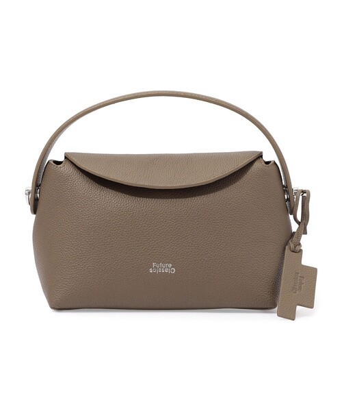 FUTURE CLASSICS(フューチャー クラシックス)の「FUTURE CLASSICS Small Cradle Pebble Shoulder バッグ(ハンドバッグ・レディース・ベージュ・FREE)」の1枚目の写真