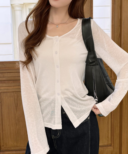 Ada.(エイダ)の「フロントボタン Uネック シアー カットソー(Tシャツ/カットソー・レディース・チャコールグレー/グレー/ホワイト/ベージュ・FREE)」の11枚目の写真