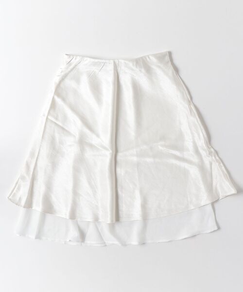 mebole(メボレ)の「satin flare skirt(スカート・レディース・アイボリー/ブラック・MEDIUM/SMALL)」の16枚目の写真