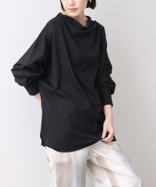Bou Jeloud（ブージュルード）の「Wシルケットドルマンプルオーバー（Tシャツ/カットソー・レディース・オフホワイト/ブラック/A・FREE）」の2枚目の写真